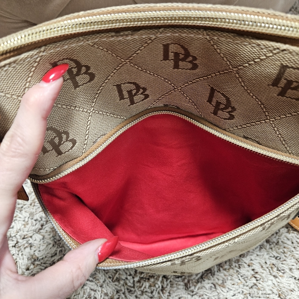 DOONEY & BOURKE Signature Logo Crossbody Handbag ๐ & Matching Wallet - Picture 5 of 16